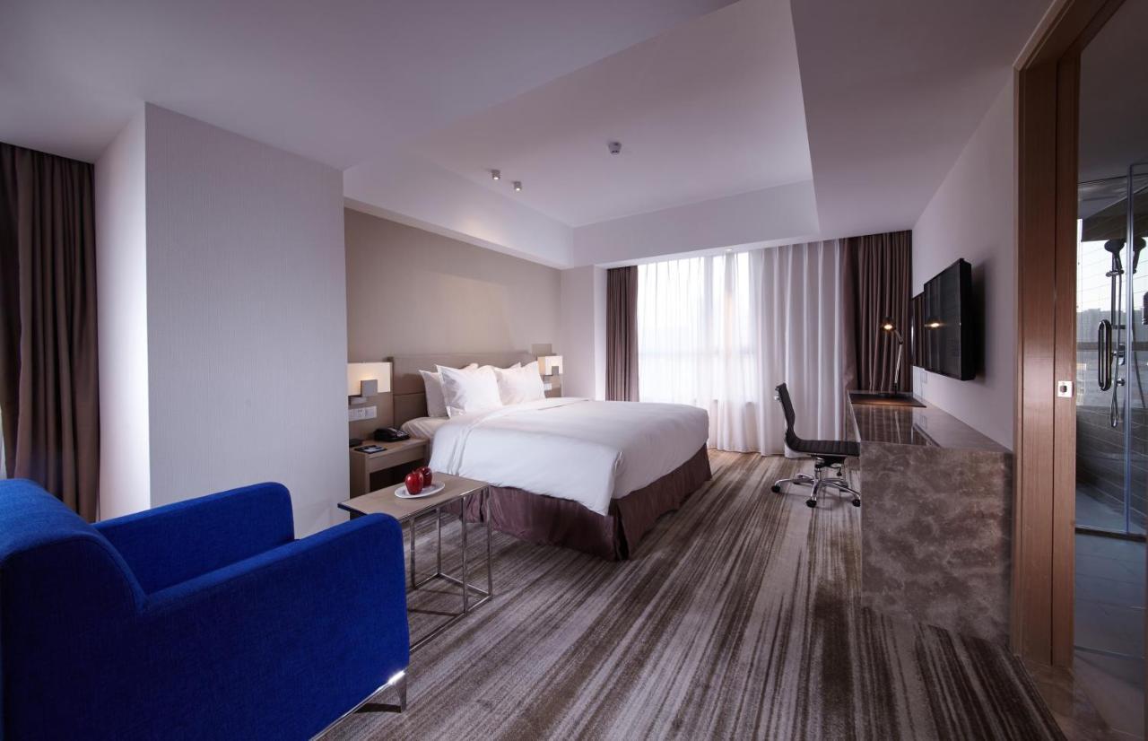 Holiday Inn Express Shenyang Tawan, An Ihg Hotel Exterior foto